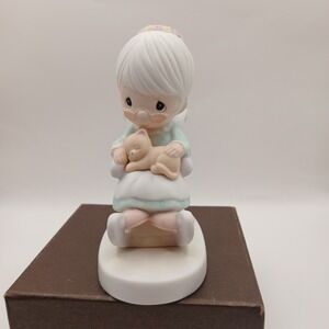 Precious Moments The Purr-fect Grandma Figurine 1979 Jonathan & David E-3109